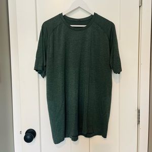 Men’s Lululemon T-Shitt